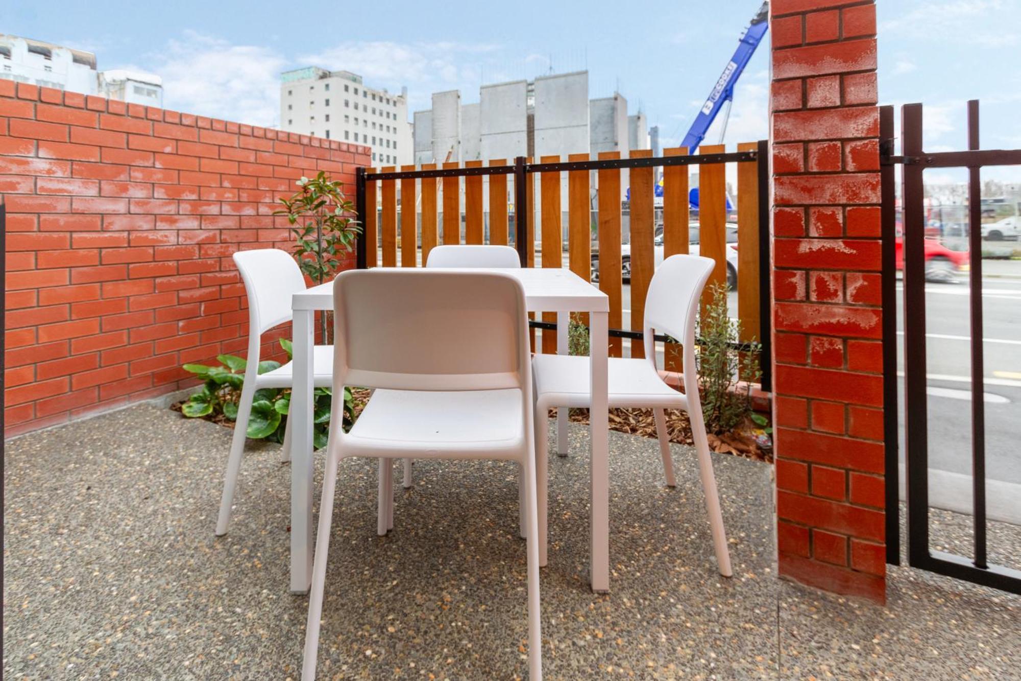 Cozy And Chic In Central Christchurch Exterior photo